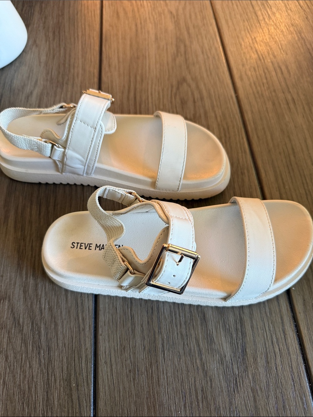 Steve Madden Creamy White Buckle Strap Kids Sandals